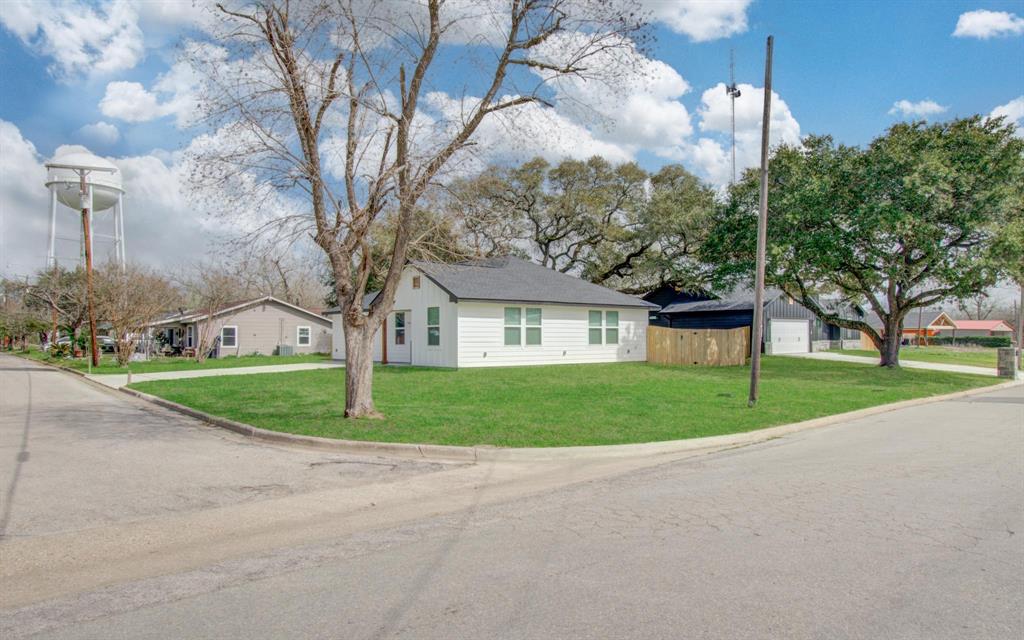 1404 Oakwood Street, Navasota, Texas image 27