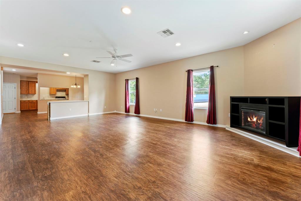 11534 Clint Parker Road, Conroe, Texas image 33