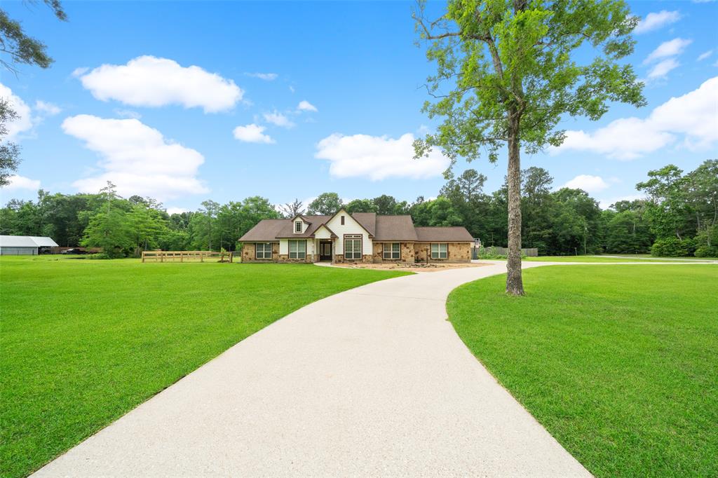 309 County Road 3665, Splendora, Texas image 1