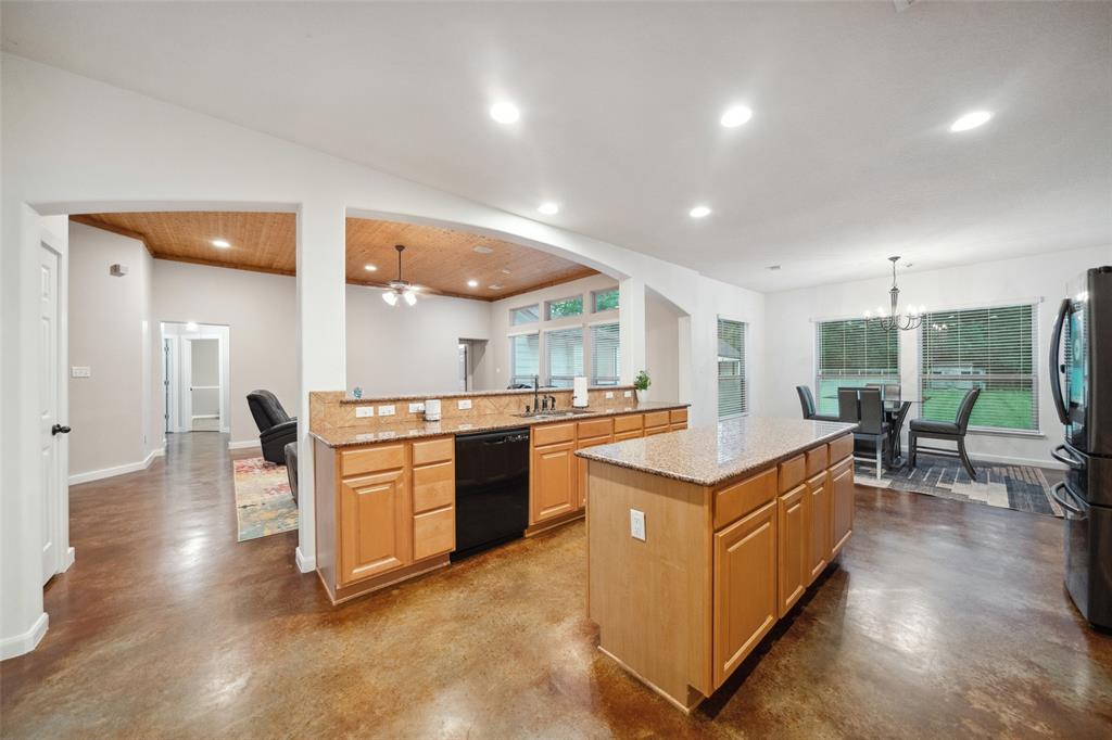 309 County Road 3665, Splendora, Texas image 12
