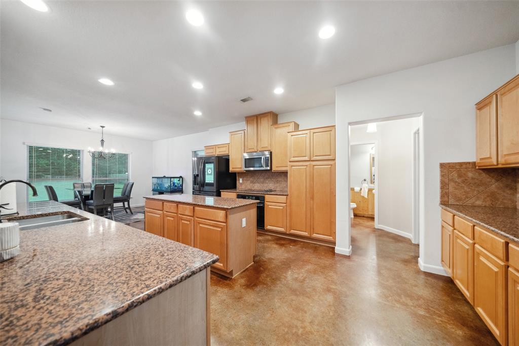 309 County Road 3665, Splendora, Texas image 11