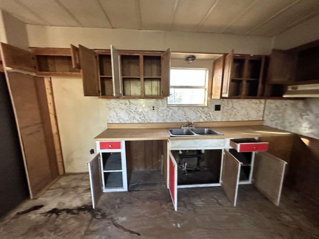 506 Beech Street, Jourdanton, Texas image 6