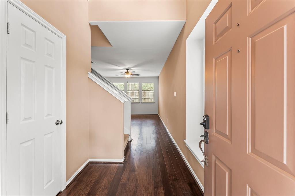 50 Leafstalk Court, The Woodlands, Texas image 4
