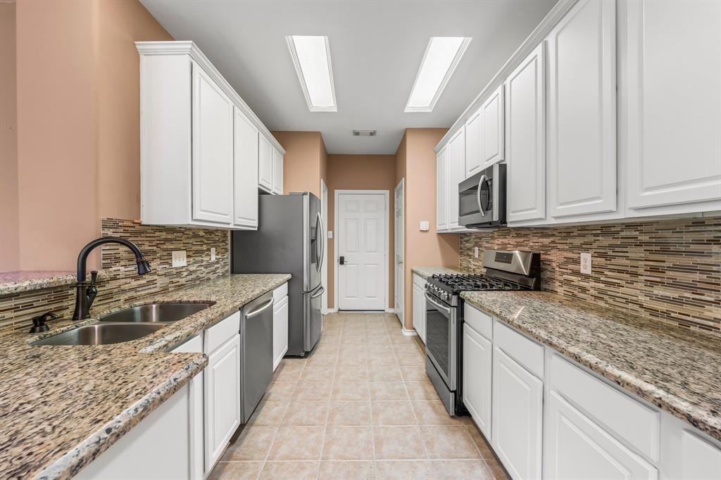 50 Leafstalk Court, The Woodlands, Texas image 10
