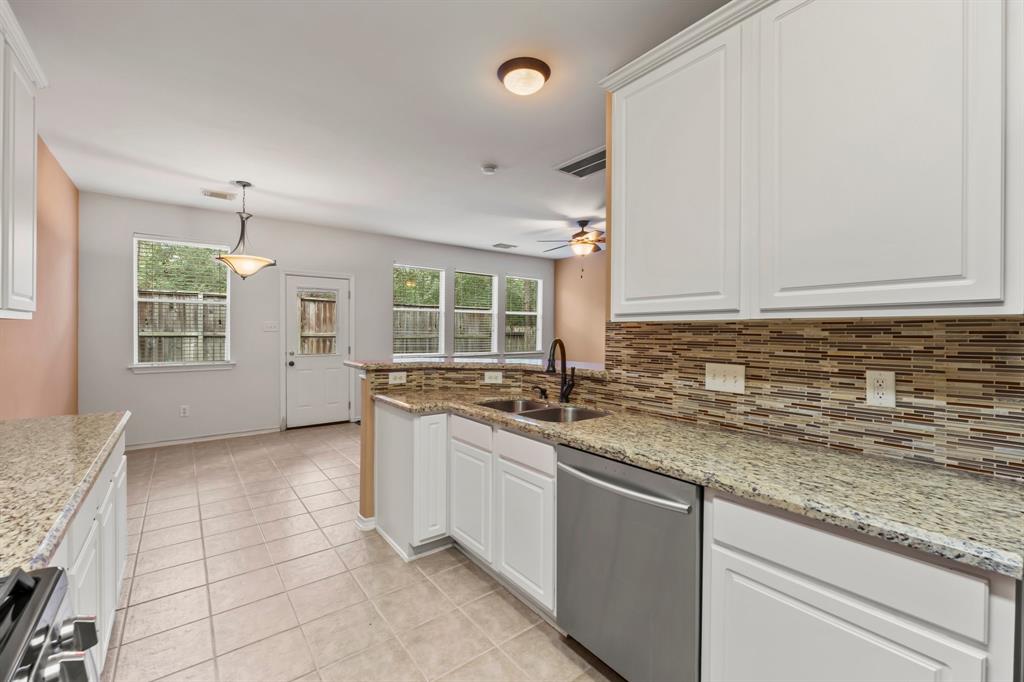 50 Leafstalk Court, The Woodlands, Texas image 12