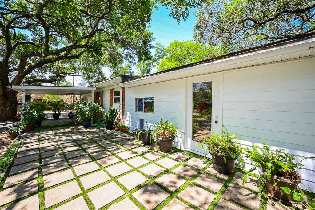 1470 E South Street, Alvin, Texas image 26