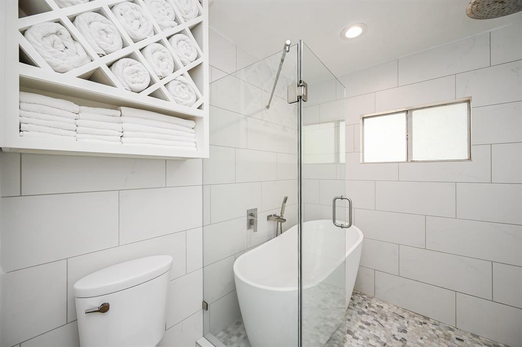 1470 E South Street, Alvin, Texas image 20