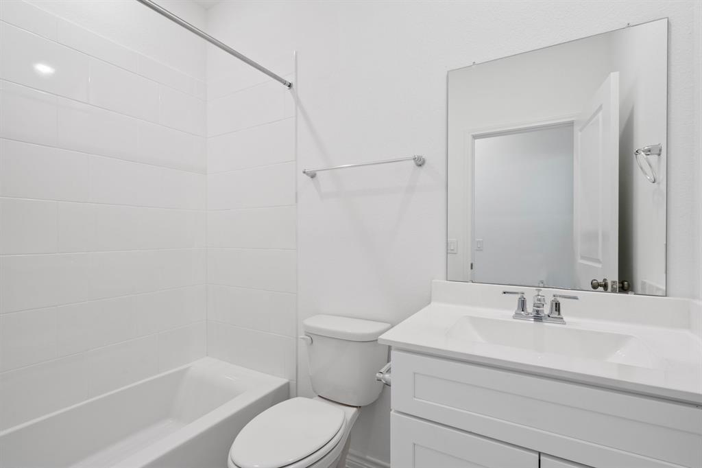 450 Turtle Creek Drive, Dayton, Texas image 19
