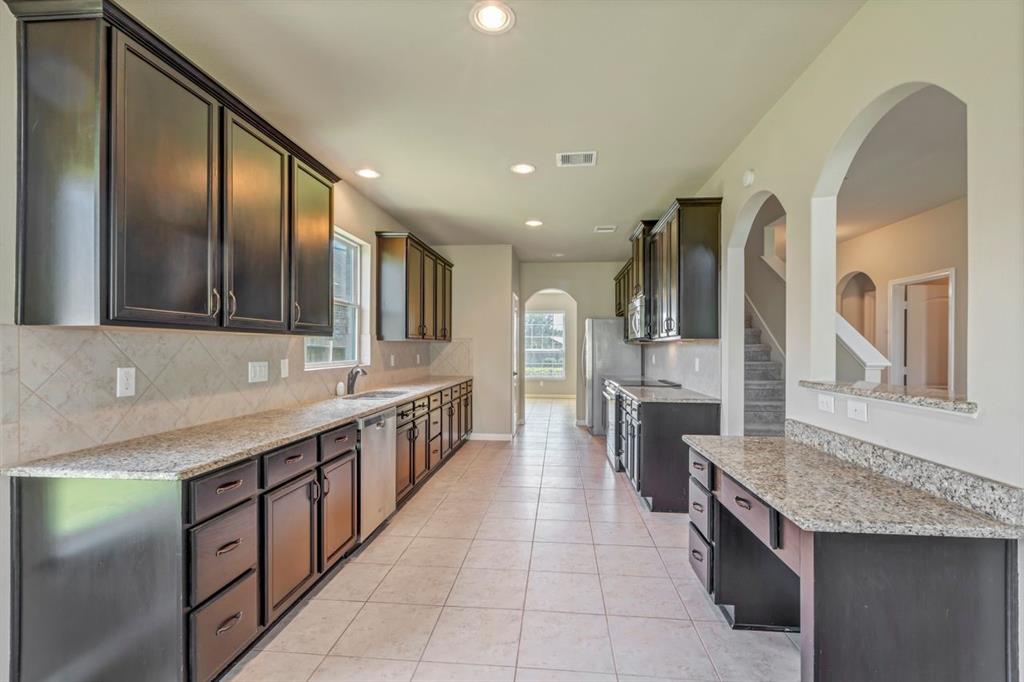 22931 Gentle Shadow Drive, Hockley, Texas image 18