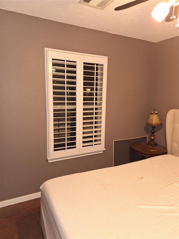 2519 Skyview Point Drive, Houston, Texas image 4