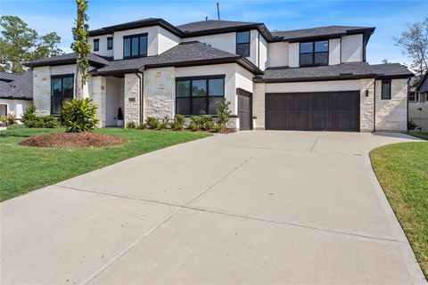 A home in Conroe