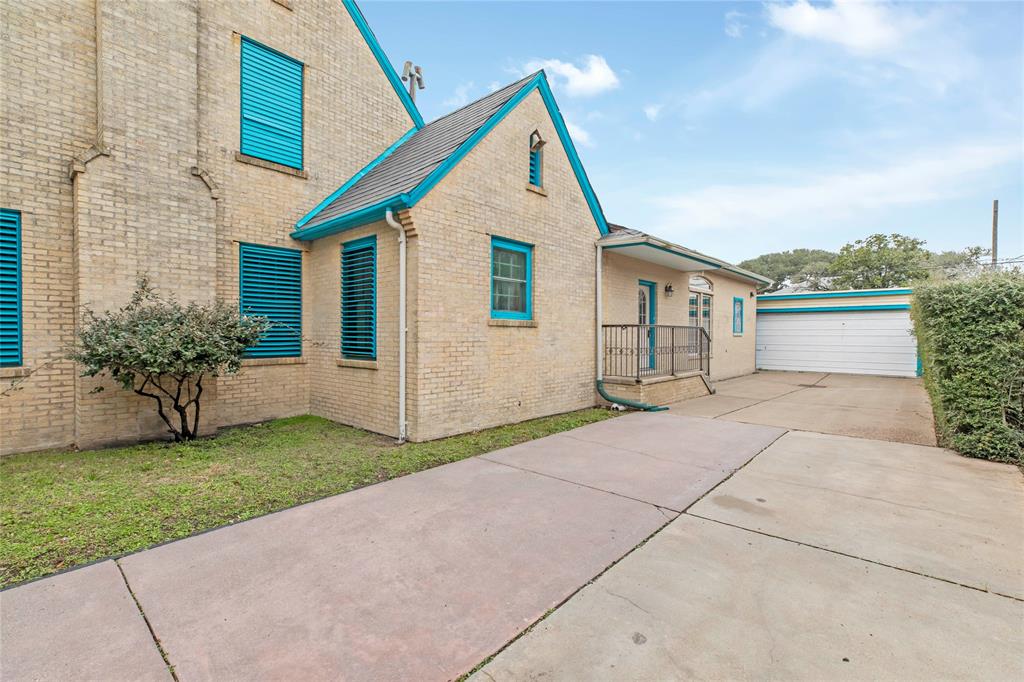 5012 Woodrow Avenue, Galveston, Texas image 9
