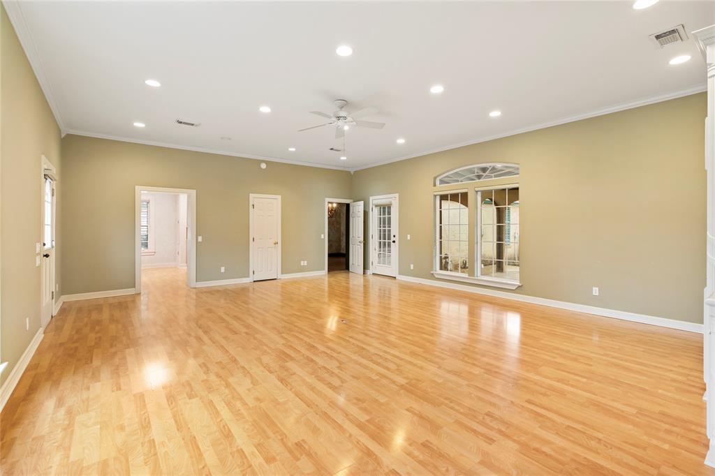 5012 Woodrow Avenue, Galveston, Texas image 13