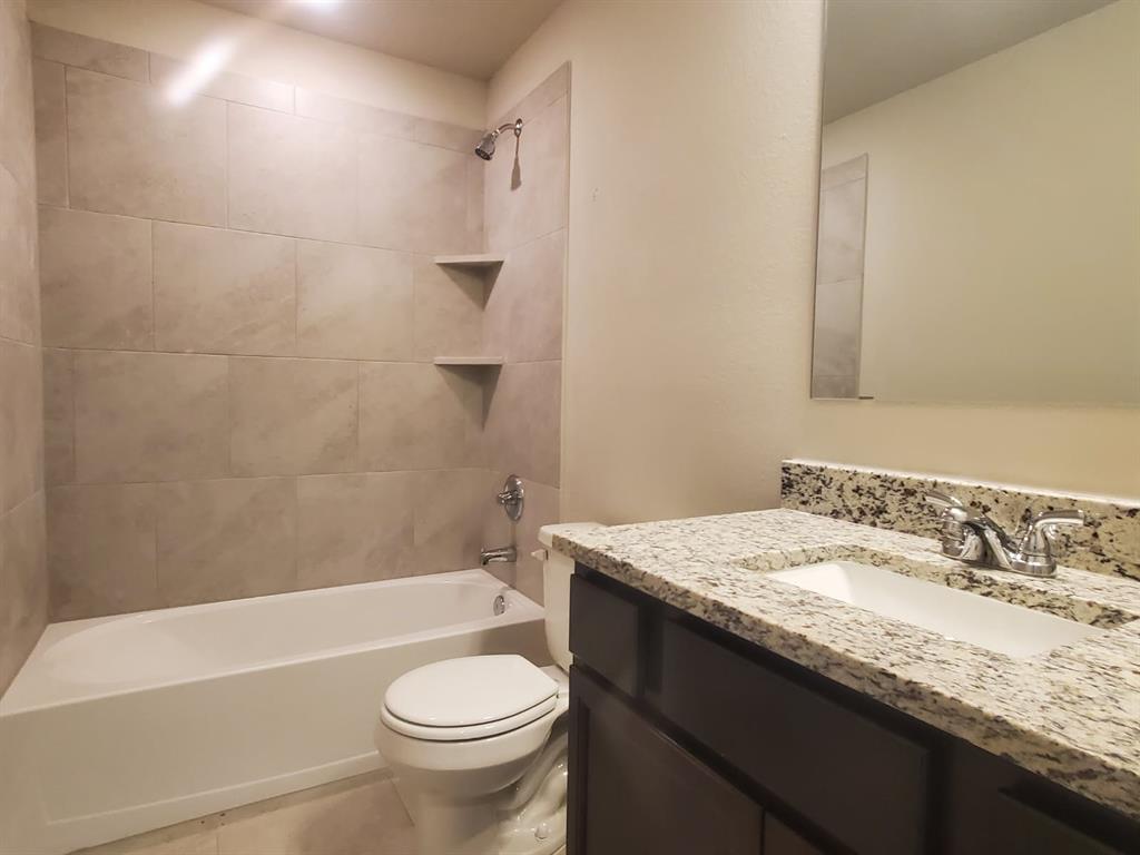 1408 Lake Ridge Drive, Brenham, Texas image 17
