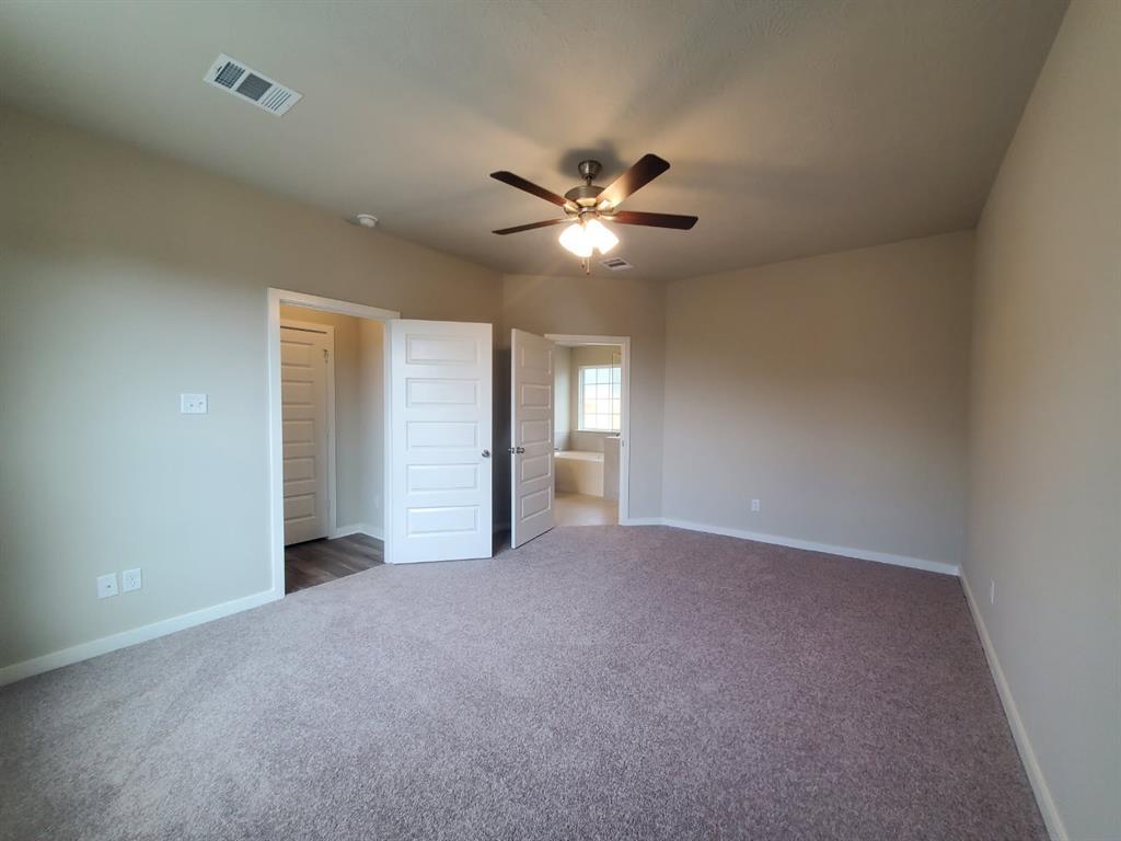 1408 Lake Ridge Drive, Brenham, Texas image 11