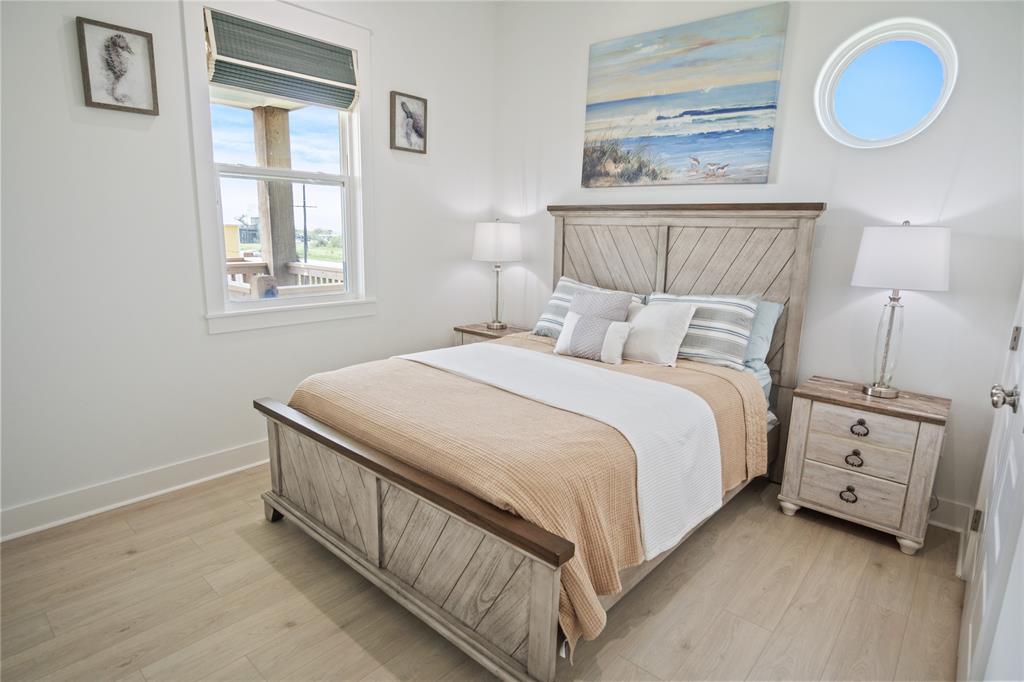 986 Bolivar Dunes Boulevard, Gilchrist, Texas image 36