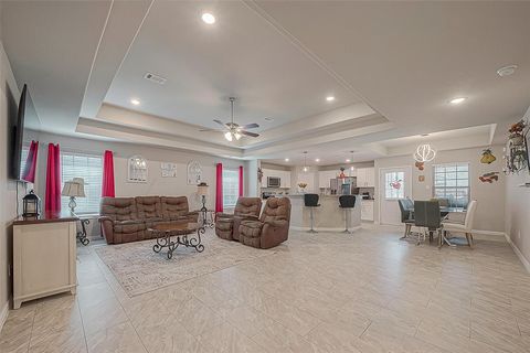 Single Family Residence in La Porte TX 229 3rd Street.jpg