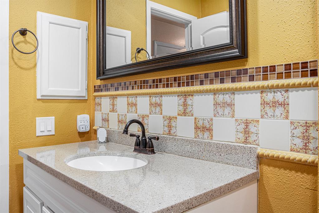 2334 Morning Meadow Drive, Missouri City, Texas image 15