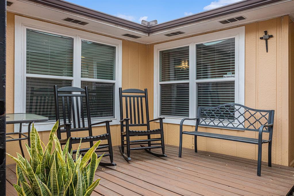 2334 Morning Meadow Drive, Missouri City, Texas image 33