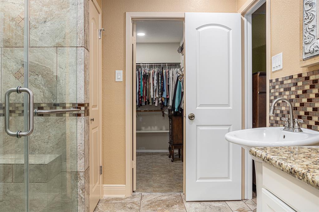 2334 Morning Meadow Drive, Missouri City, Texas image 22