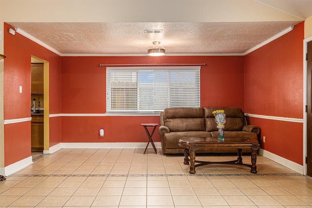 2334 Morning Meadow Drive, Missouri City, Texas image 7