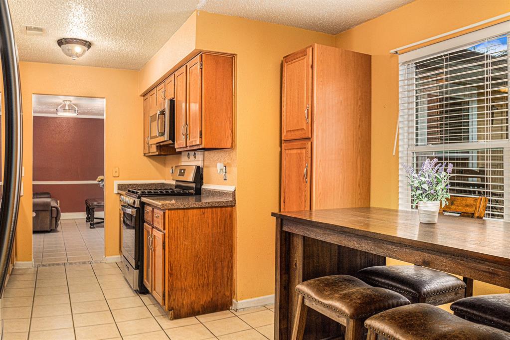 2334 Morning Meadow Drive, Missouri City, Texas image 12