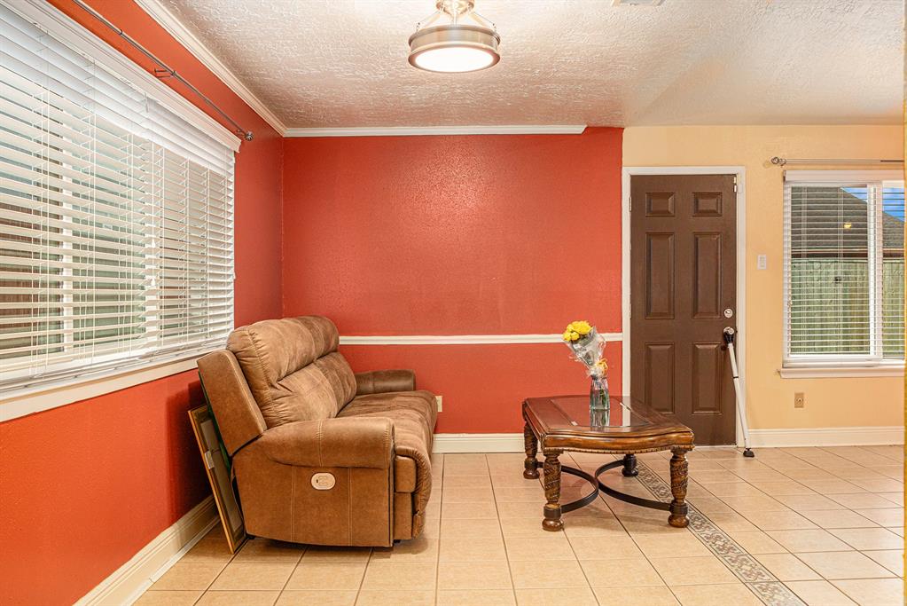 2334 Morning Meadow Drive, Missouri City, Texas image 8
