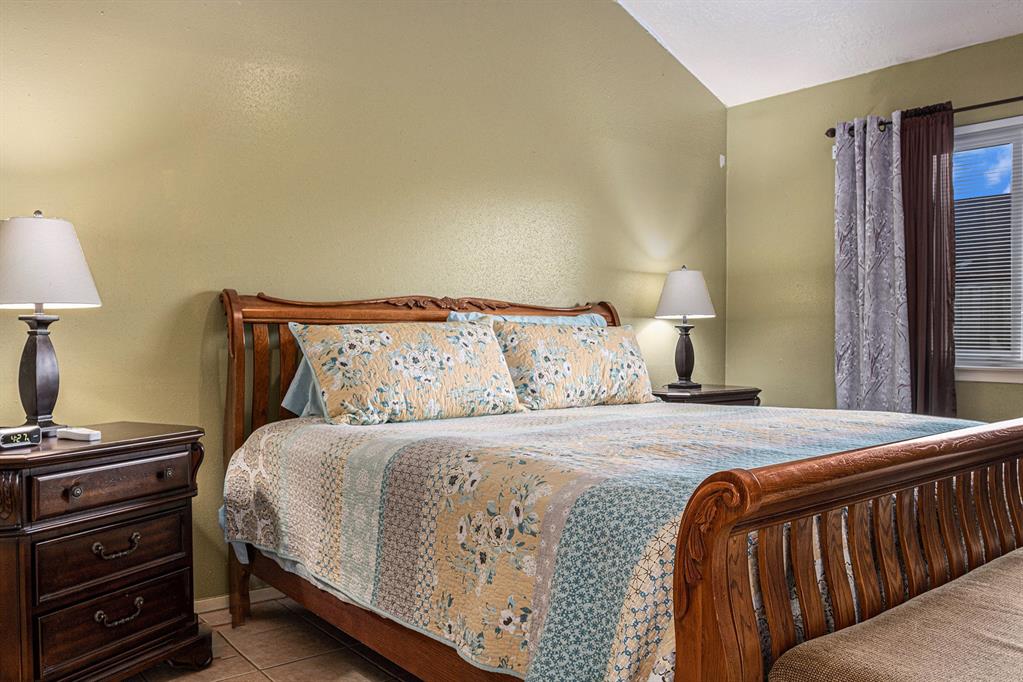 2334 Morning Meadow Drive, Missouri City, Texas image 16