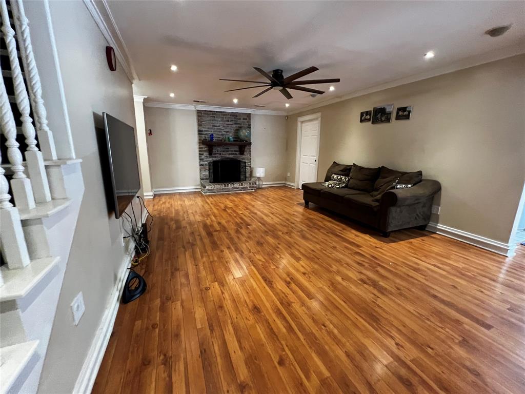 7062 Windy Pines Drive, Spring, Texas image 5