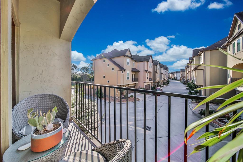 2839 Kings Retreat Circle, Kingwood, Texas image 13