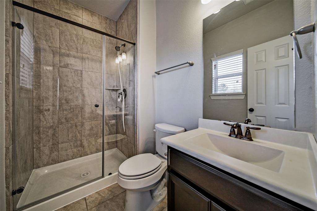 2839 Kings Retreat Circle, Kingwood, Texas image 6