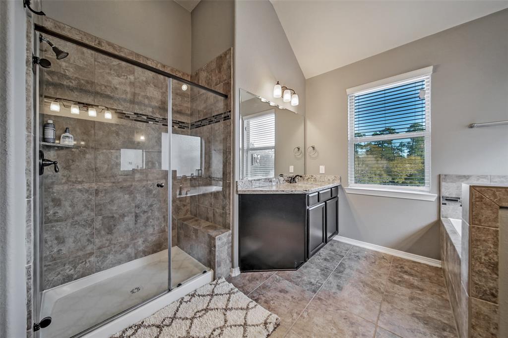 2839 Kings Retreat Circle, Kingwood, Texas image 16