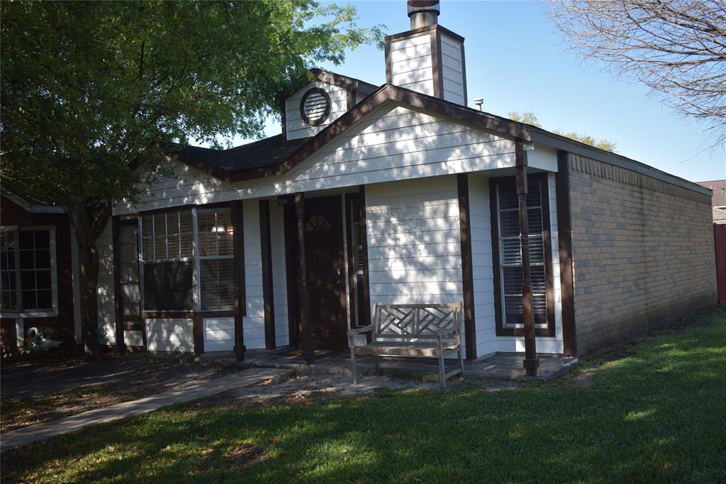 1702 Harrison Court, Pasadena, Texas image 1
