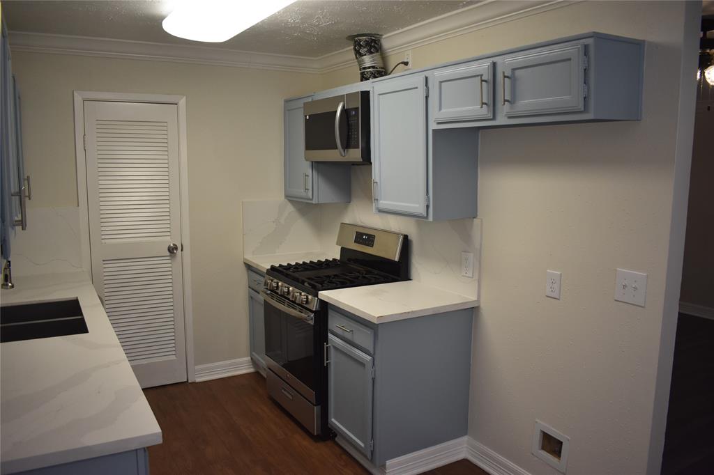 1702 Harrison Court, Pasadena, Texas image 5