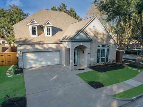 A home in Missouri City