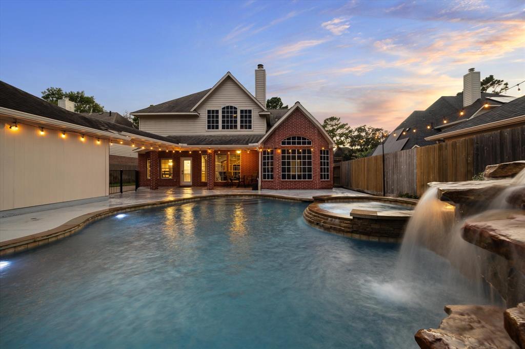 1611 Barrington Hills Lane