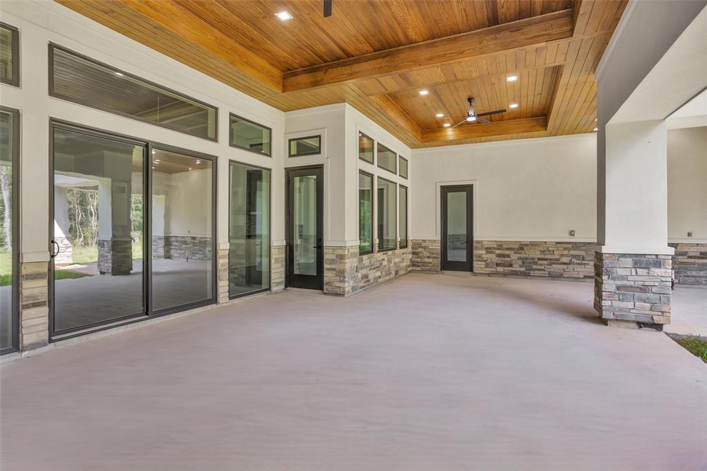 27900 E Stallion Lane, Waller, Texas image 39