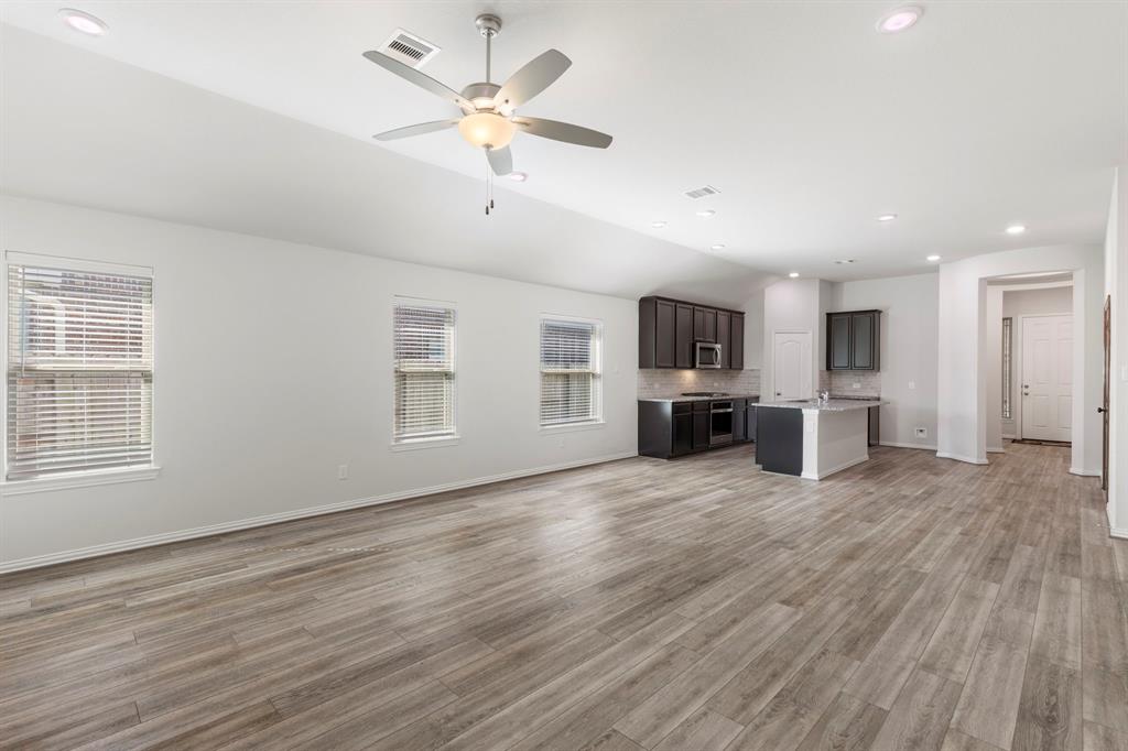 121 N Cadence Hills Loop Loop, Conroe, Texas image 11