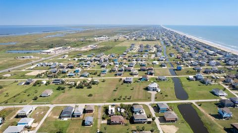 A home in Crystal Beach