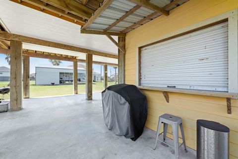 A home in Crystal Beach