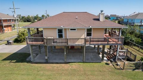 A home in Crystal Beach