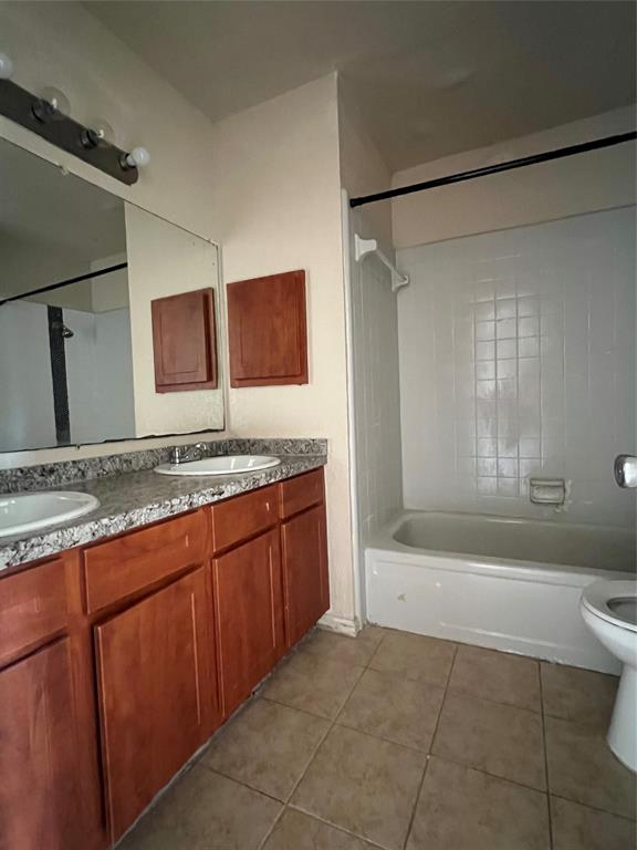 8100 Creekbend Drive #153, Houston, Texas image 9