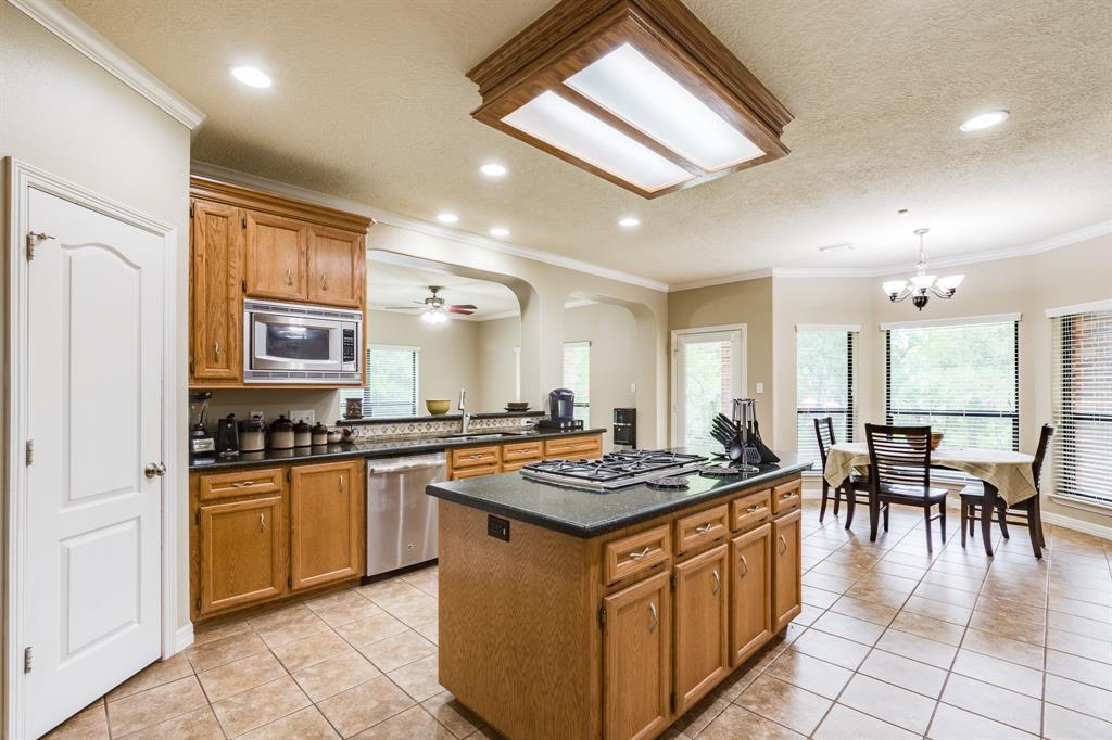 507 Oaks Grande Road, Baytown, Texas image 19
