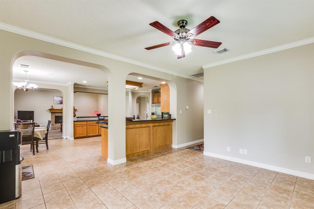 507 Oaks Grande Road, Baytown, Texas image 23