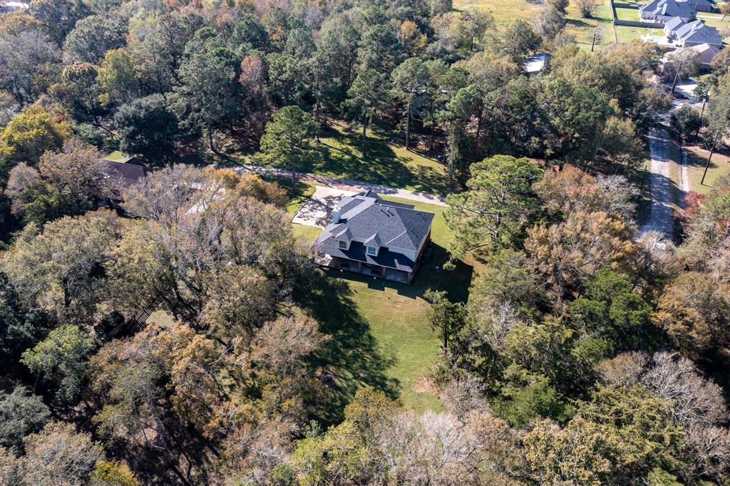 507 Oaks Grande Road, Baytown, Texas image 6