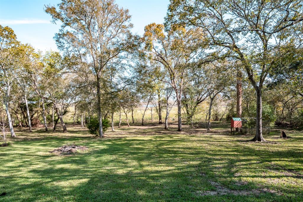 507 Oaks Grande Road, Baytown, Texas image 4