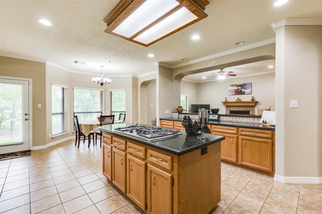507 Oaks Grande Road, Baytown, Texas image 18