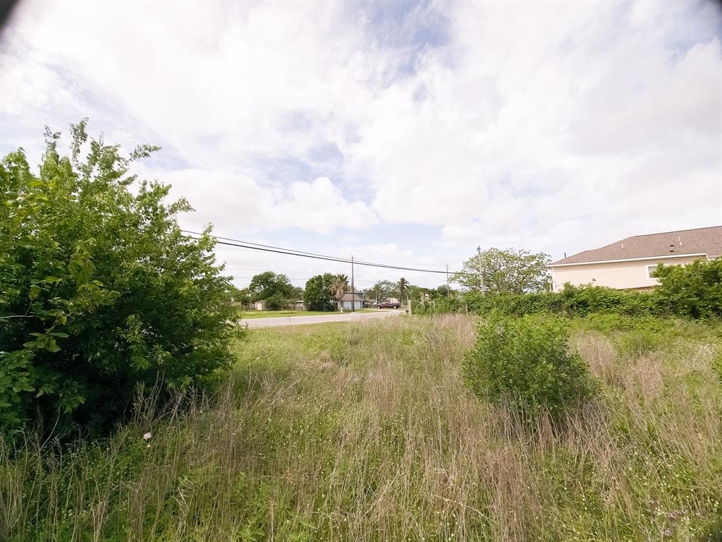 142 15th Street, Dickinson, Texas image 8