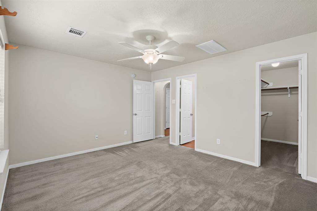 327 Binnacle Way, Crosby, Texas image 8