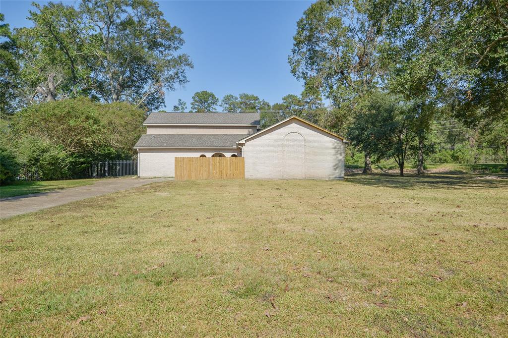 1962 Chart Drive, Crosby, Texas image 7